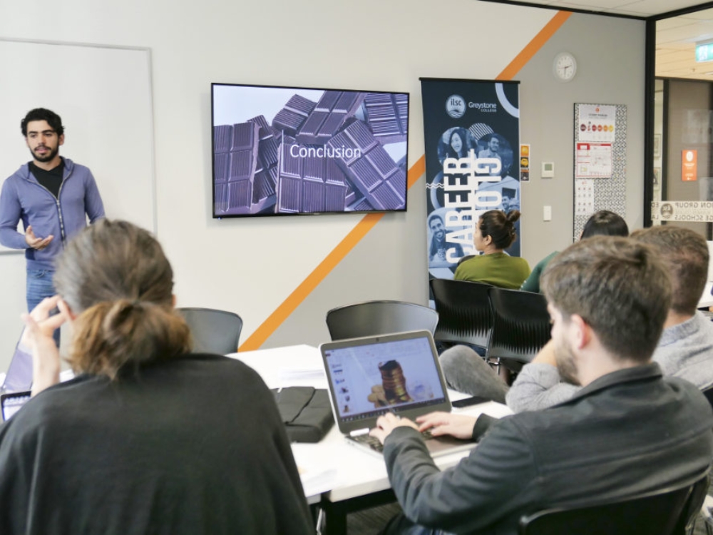 Các khóa học tại Greystone College